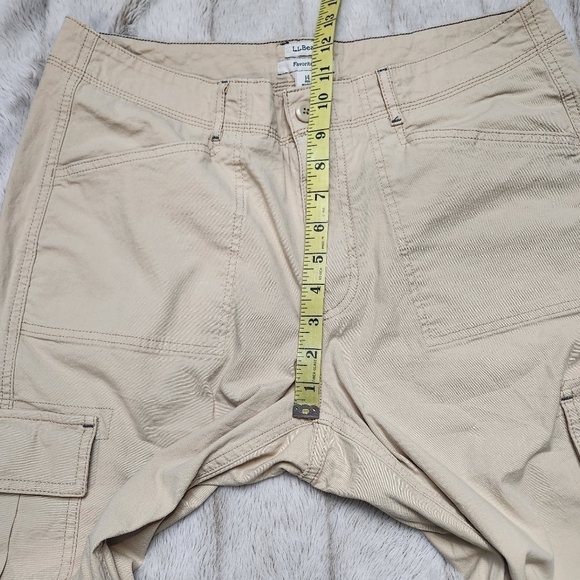 Cargo pants Tan color Pockets Cotton Spandex blend Size 14 L.L.BEAN - Picture 15 of 16